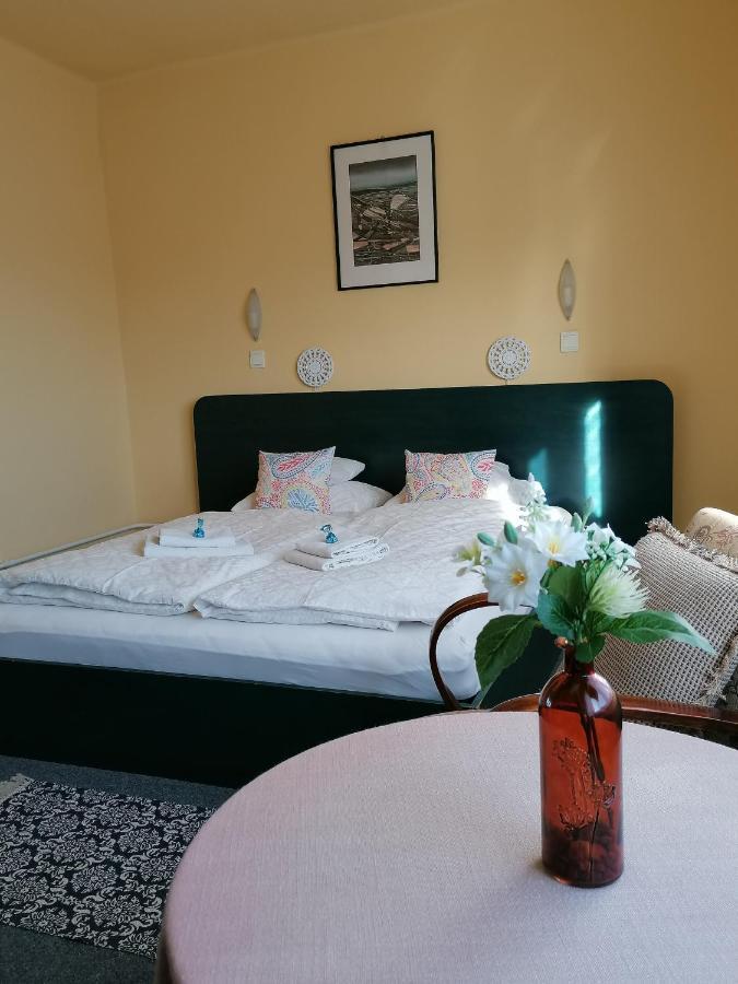 Bianco Apartment Sopron Exterior photo